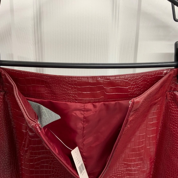 Anthropologie Sunday in Brooklyn Maxine Faux Leather Pencil Skirt - Picture 14 of 14